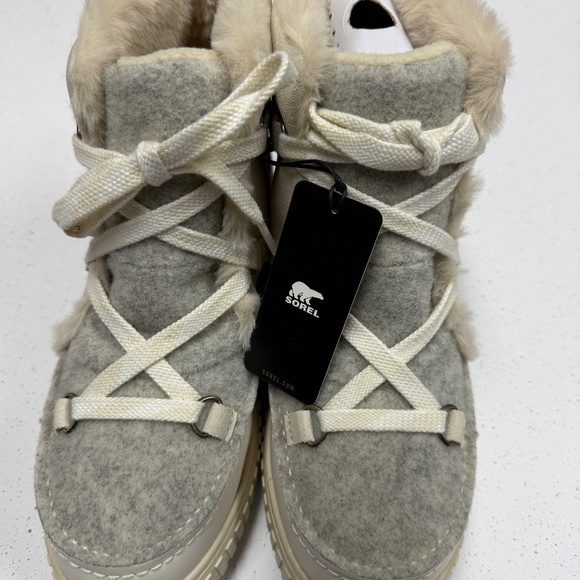 Sorel oNA Ave Alpine Boot. Weatherproof size 9 - Picture 1 of 7